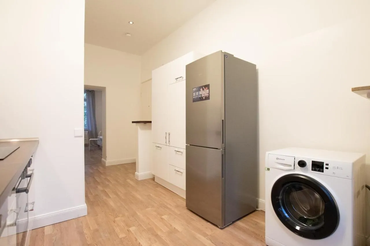 Raj Living - 1 Or 3 Room Apartments - 20 Min Messe Dus And Old Town Dus Düsseldorf
