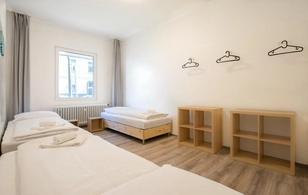 Raj Living - 1 Or 3 Room Apartments - 20 Min Messe Dus And Old Town Dus Düsseldorf