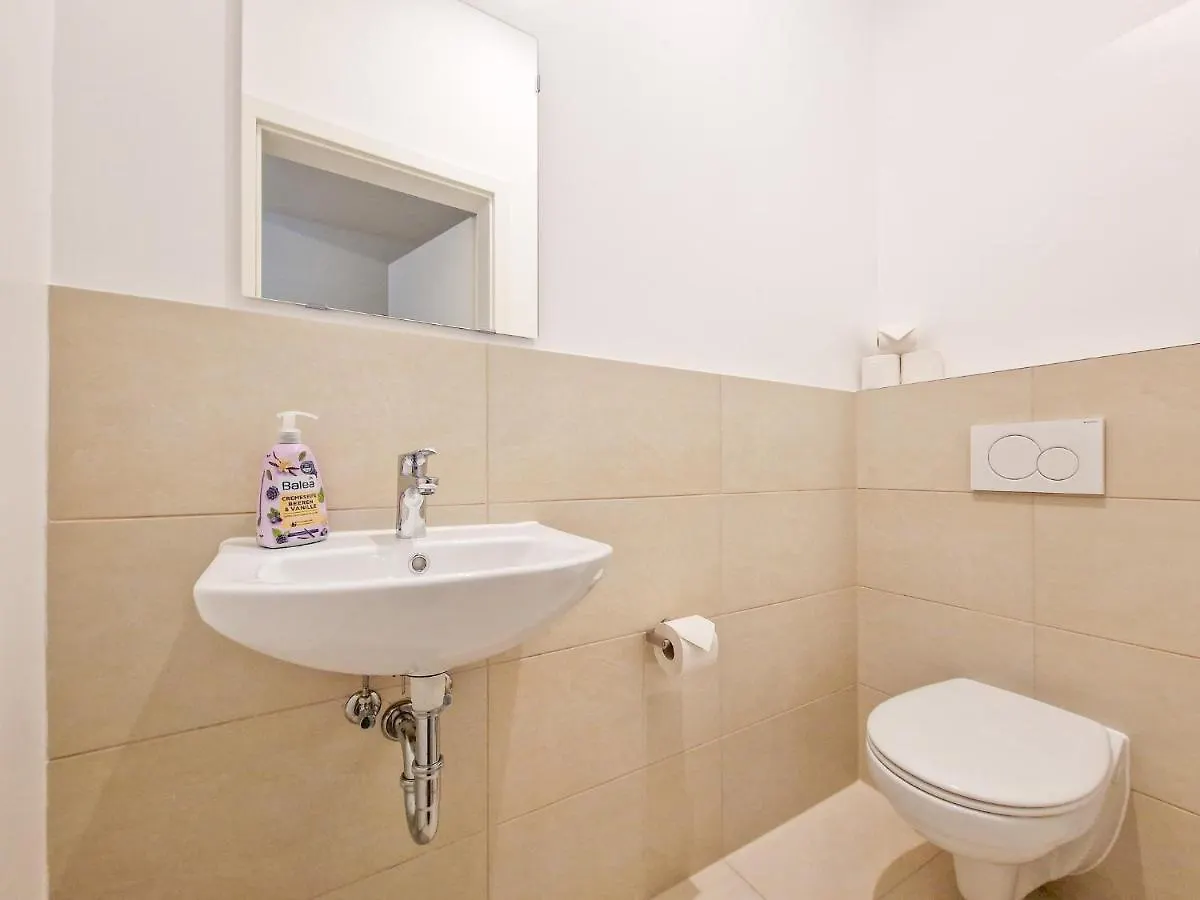 Raj Living - 1 Or 3 Room Apartments - 20 Min Messe Dus And Old Town Dus Düsseldorf