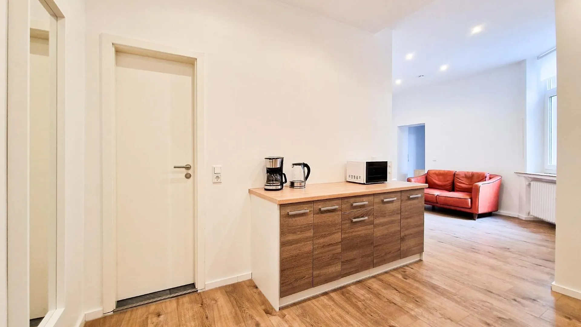 Raj Living - 1 Or 3 Room Apartments - 20 Min Messe Dus And Old Town Dus Düsseldorf Alemania
